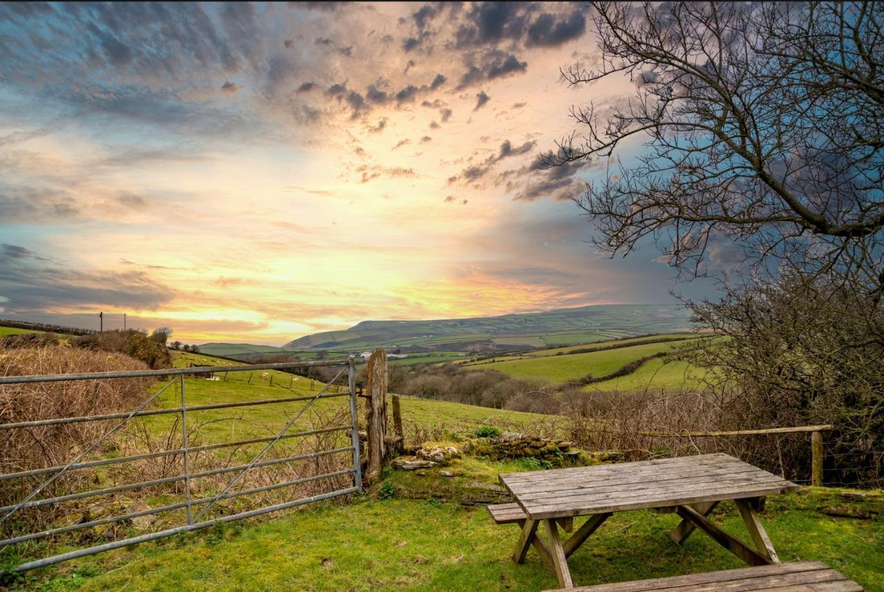 Polrunny Farm Seaberry Cottage With A Sea View And Log Burner Boscastle Exterior photo