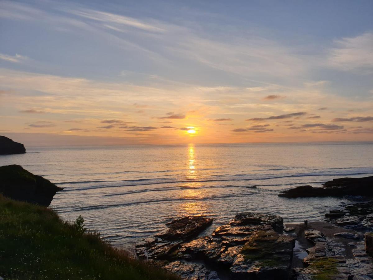 Polrunny Farm Seaberry Cottage With A Sea View And Log Burner Boscastle Exterior photo